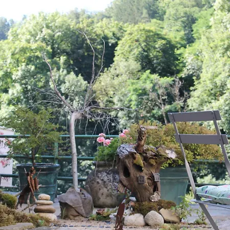 Malou, Cuisine, Salle D'eau, Terrasse Amenagee * Olliergues