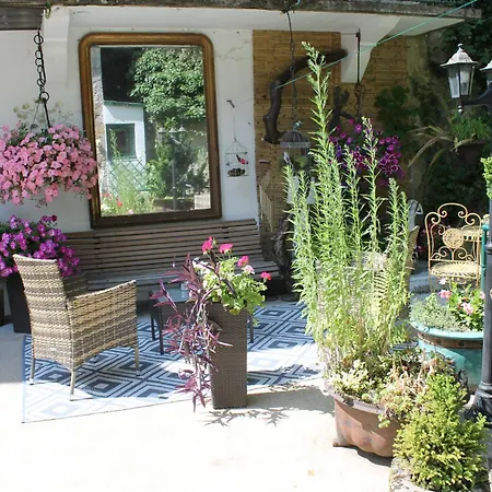 Appartement Malou - Cosy, Grande Terrasse Et Vue Riviere Olliergues
